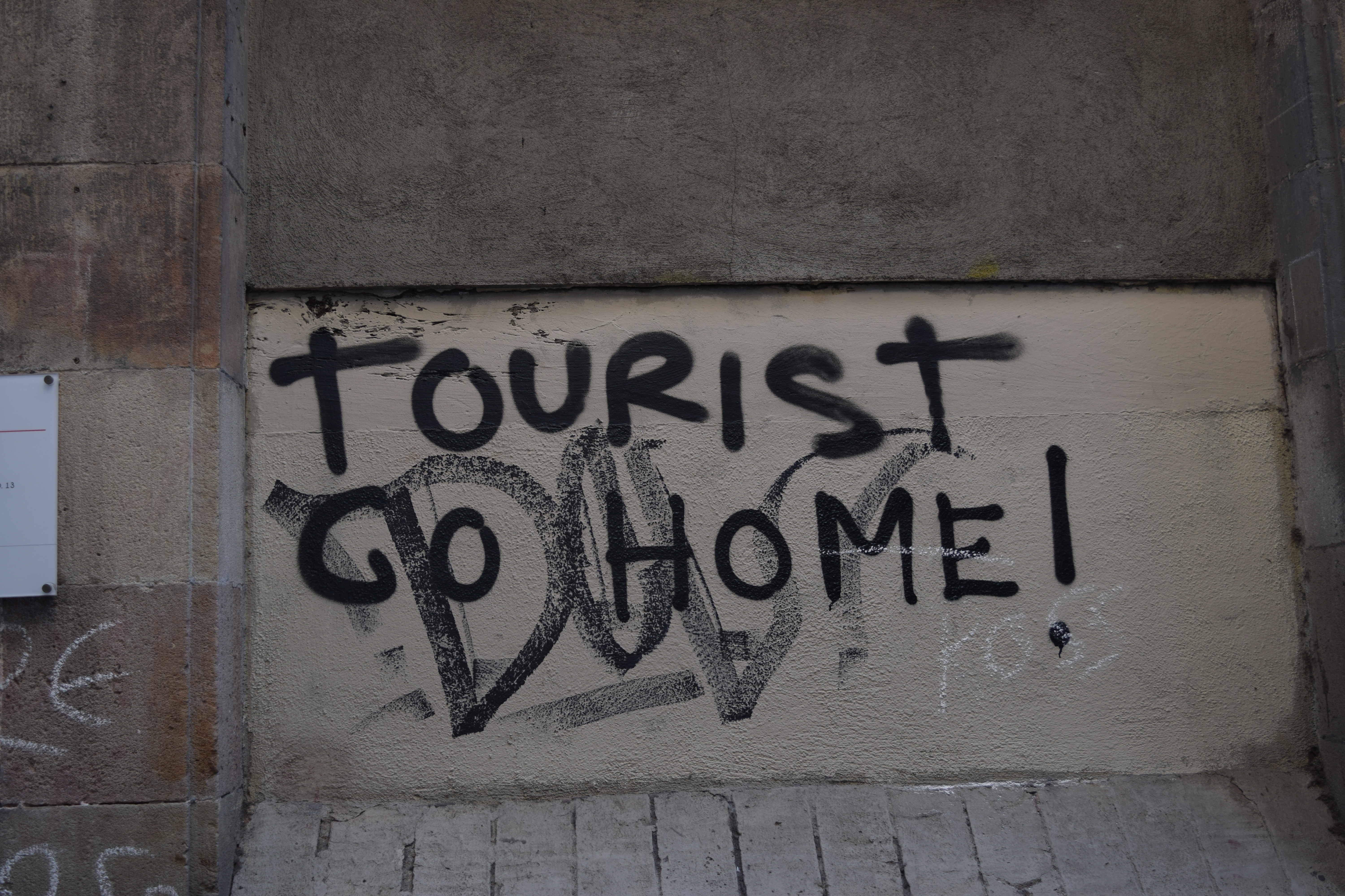 Tourist go home!
